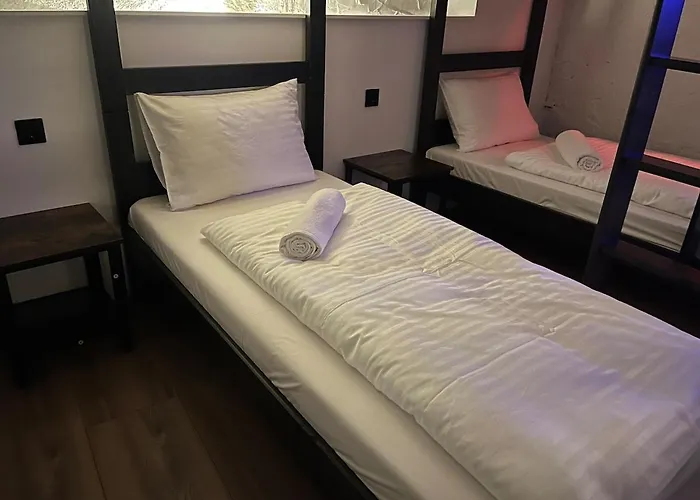 Private For Groups In The Centre